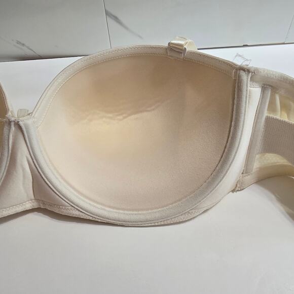 Torrid Push-Up Multi-Way Cream White Underwire Bra Size 40DD 40E - Picture 8 of 9